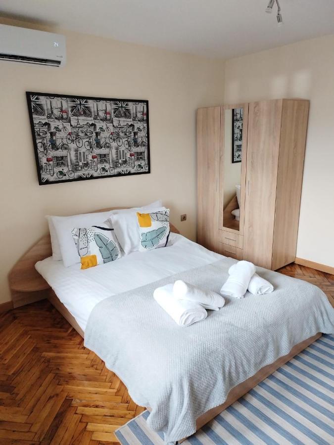 Apartment Zdravets, In The Heart Of The Old City Veliko Tarnovo Eksteriør billede